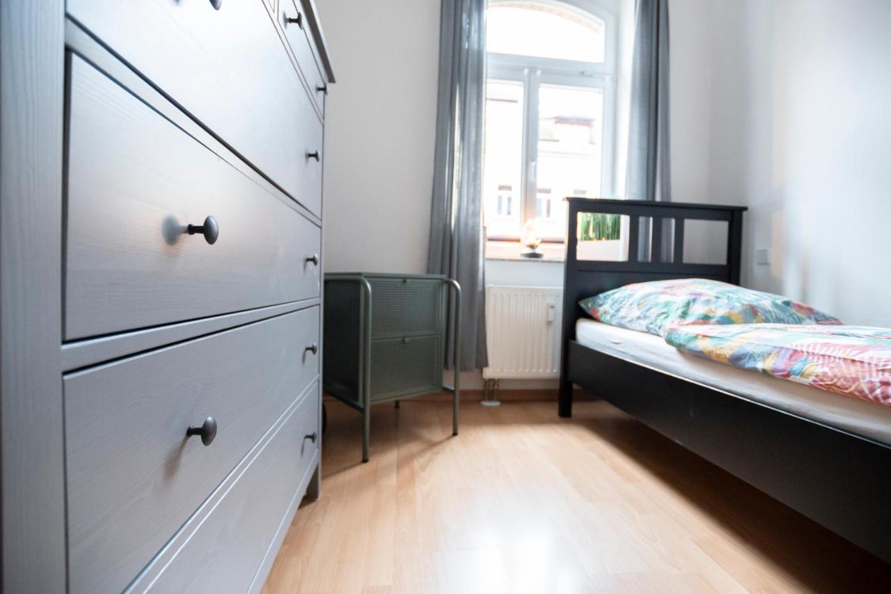 Zwickau Mittendrin, Tolles Balkon-Apartment Buitenkant foto