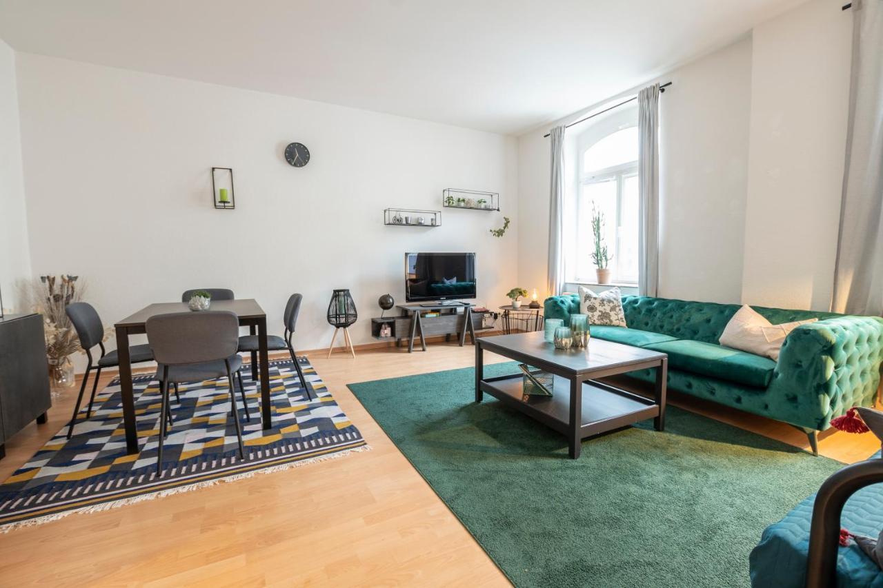 Zwickau Mittendrin, Tolles Balkon-Apartment Buitenkant foto